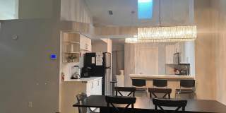 535 AZINGER Circle Gallery 8