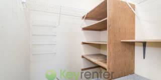 Comfort and Style in the Heart of Seattle Gallery 19