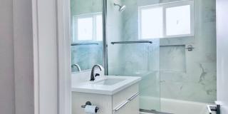 2730 Raymond Avenue Apartments Gallery 7