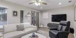 1241 N BRONOUGH Street Gallery 10