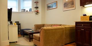 Charming 3 Bedroom- Gallery 3
