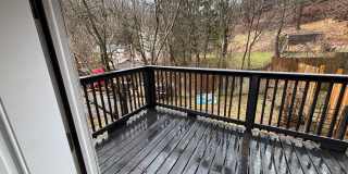3 bedroom 1.5 bathroom for rent in Arlington Gallery 17