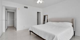 9700 E Bay Harbor Dr Gallery 13