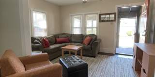 308 Rose Street Gallery 1