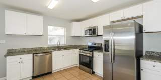 Newly Renovated Single Family Home | 4 BR/2BA | Partially fenced  front yard Gallery 7