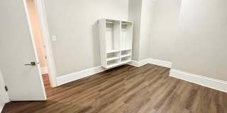 104 E. Dayton Street104-2 Gallery 14