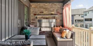 Luxurious 3 Bed 2.5 Bath Townhome In Beautiful Foster's Glen Gallery 29