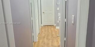 1005 NE 42nd Pl Gallery 15