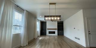 Stunning and spacious 4.5 bedroom, 3 bathroom home located in Morgan Hill Gallery 4