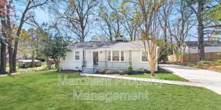 8 E. Circle Avenue Gallery 1