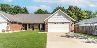 802 NW Baker Street Gallery 1