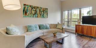 Spacious Happy Valley Townhome Featuring Three Bedrooms, Two Balconies & Attached Garage Spacious Happy Valley Townhome Featuring Three Bedrooms, Two Balconies & Attached Garage Gallery 7