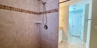Stunning 4 Bedroom, 2.5 Bath Home Just 3 Blocks to Chesapeake Bay Gallery 33