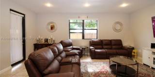 3698 SE 2nd Dr Gallery 23