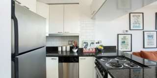 Algonquin Apartments Gallery 10