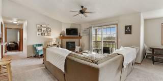 2 Bed, 1.5 Bath 2nd Floor - 1,165 sq ft Gallery 1