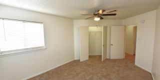 Yorkshire Village Apartments Gallery 11