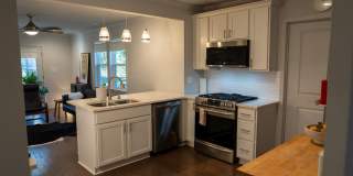 Normaltown home, a Charming 3 bedroom/ 2 bathroom Home Close to UGA and Hospitals! Gallery 18