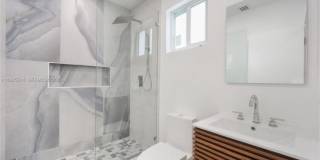 1654 SW 18th Ave Gallery 10