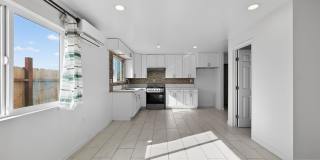 Charming 4BR Duplex in San Diego Gallery 36