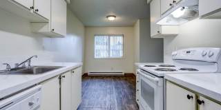 Awesome location near Salish Ponds City Park. Gallery 26
