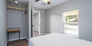 949 Kenwood Drive Gallery 20