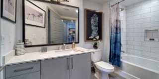 Novo Las Olas Gallery 7