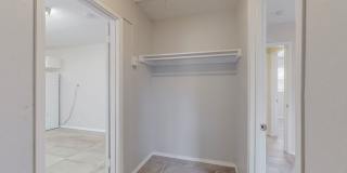 NE 2/BD 1/BA 1/CG HOME Gallery 28