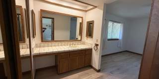 Golf Course- On The Mesa 3 Bedrooms, 2 Bathrooms, New Paint, Gallery 40