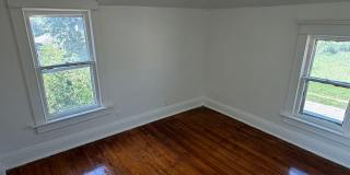 2523 Jones St Gallery 18