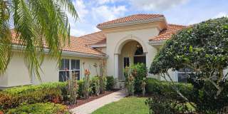 Seasonal Short-Term 4 Bedroom 3 Bathroom Heated Pool Home located in Venetian Golf & River Club! Gallery 11