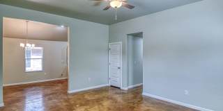 New Construction in Varenna Landing! Storm shelter and lawn care included! Gallery 6