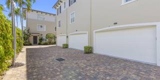 65 SE 5th Avenue Gallery 33