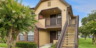 1/1 Corner Unit in GATED ~ LAKEFRONT community in Altamonte Springs Gallery 1