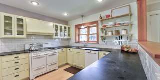 Beautiful Craftsman Bungalow on the edge of the Historic Fort Russell Dristrict Gallery 19