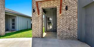 3060 W Crawford Street Gallery 1