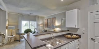 Eastland Trails Apartments Gallery 19