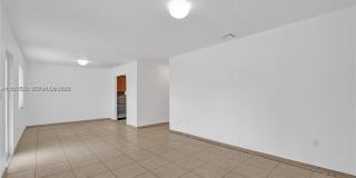 2747 SW 17th St Gallery 2