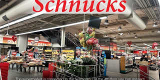 915 Olive Street Gallery 36