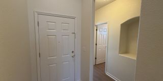 Very Nice 4 Bedroom Home Gallery 3