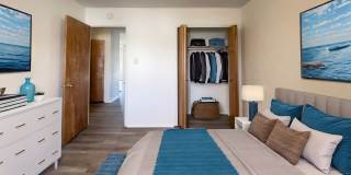 Spacious 2 Bedroom with Private Balcony! Gallery 66