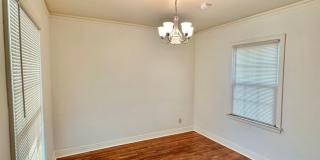 If You’ve Been Looking for Cozy, This Might Be It | 2/1 Pre-Leasing For 8/1 Gallery 5