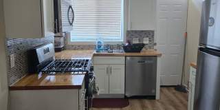 821 North Bradford Street Gallery 1