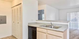 River Trace Apartments and Homes - Affordable Housing Gallery 30