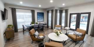 Avery Glen Luxury Apartments Gallery 3