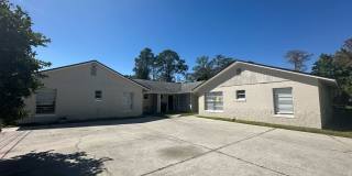 Charming 3 Bed 2 Bath duplex in the heart of Orlando Gallery 1