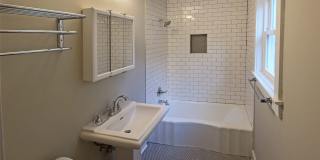 Updated 1 Bedroom in Cooper Young!! Gallery 10