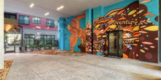 AMLI Westside Gallery 21