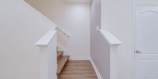 Like-New End-Unit 3 Bedroom Townhome Gallery 25