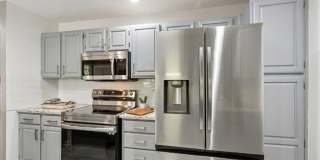 1037 Mcgill Park Avenue Northeast Gallery 26